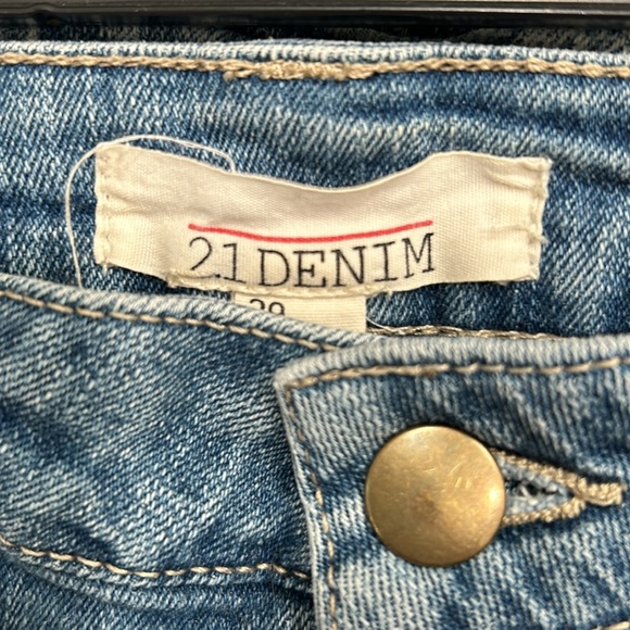 Forever 21 Distressed Denim Shorts - Picture 2 of 3